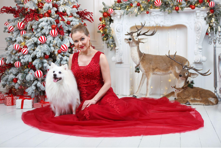 The Perfect Holiday Setup: Tree Skirt and Star Tree Topper